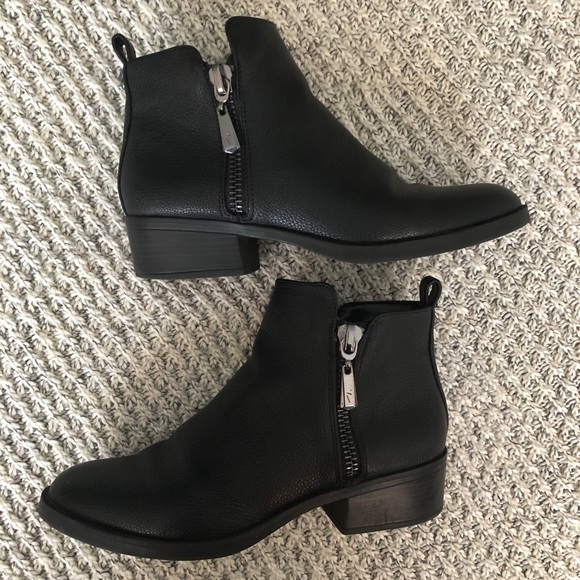 Vera Wang Shoes - Black ankle booties